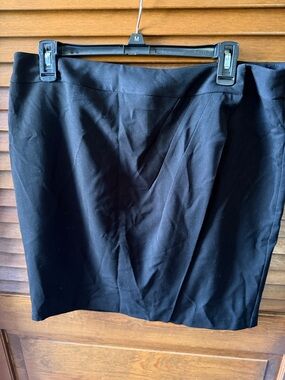 Apt. 9 Black Pencil Skirt - Classic Office Staple